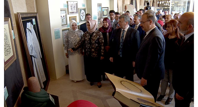 Geleneksel 14. Altın Dokunuşlar Sergisi 'Selçuklu Saklı Değerler' Temasıyla Açıldı