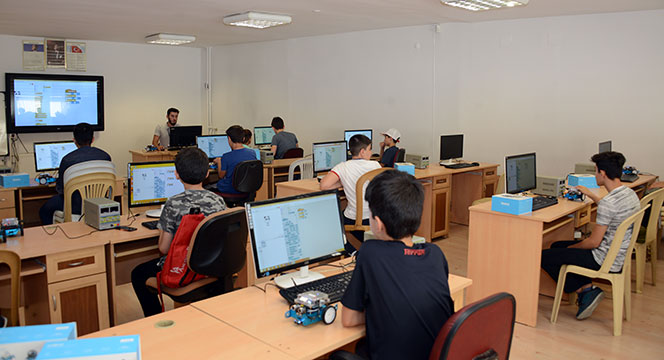 Geleceğin Yazılımcıları GENÇ KOMEK'te Yetişiyor
