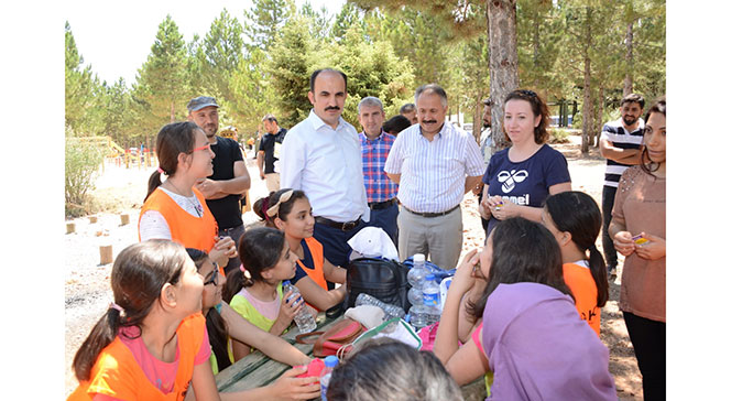 Başkan Altay Yaz Kampındaki Öğrencilerle Buluştu