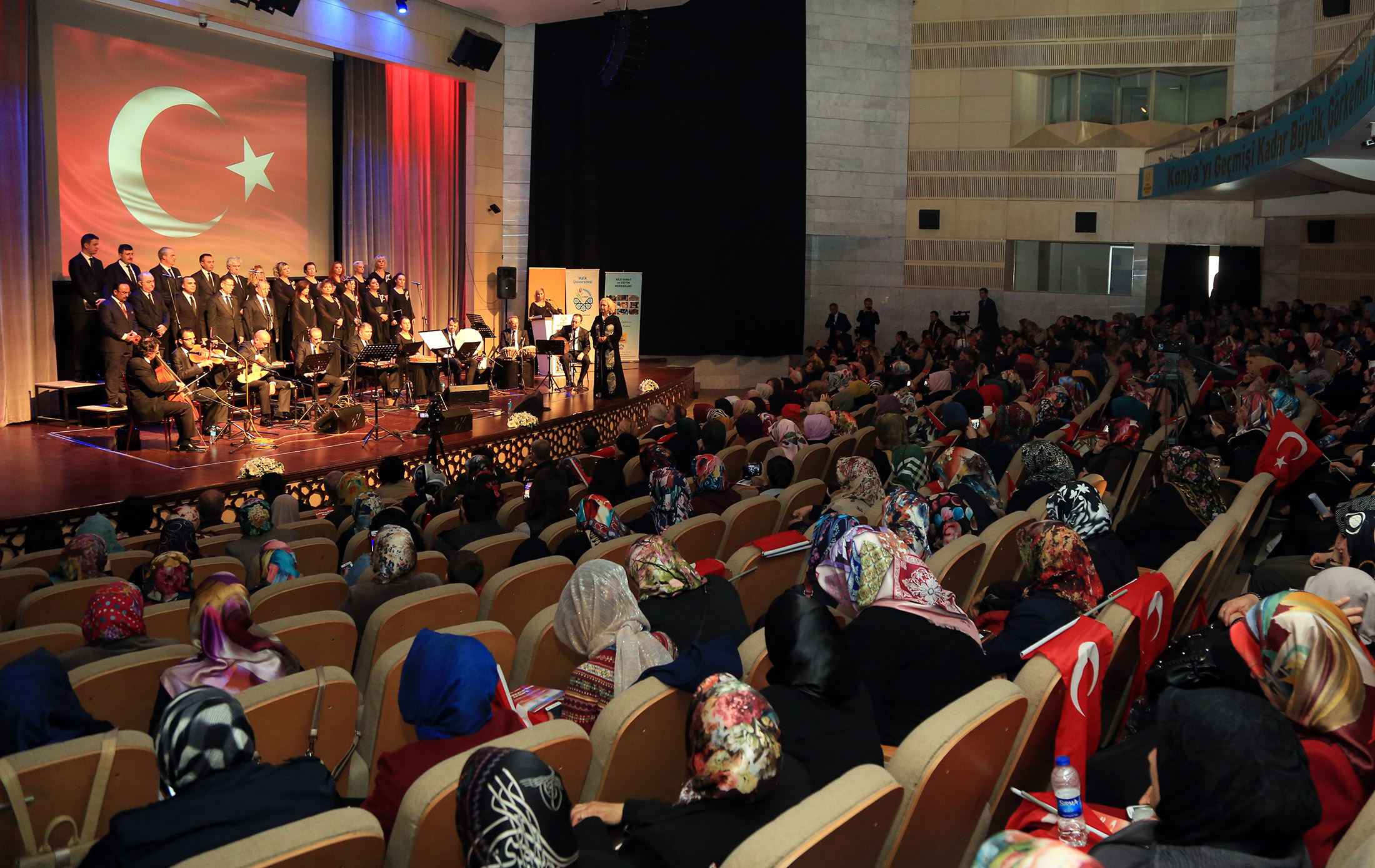 Büyükşehir'den Anlamlı Program: Çanakkale'den Afrin'e