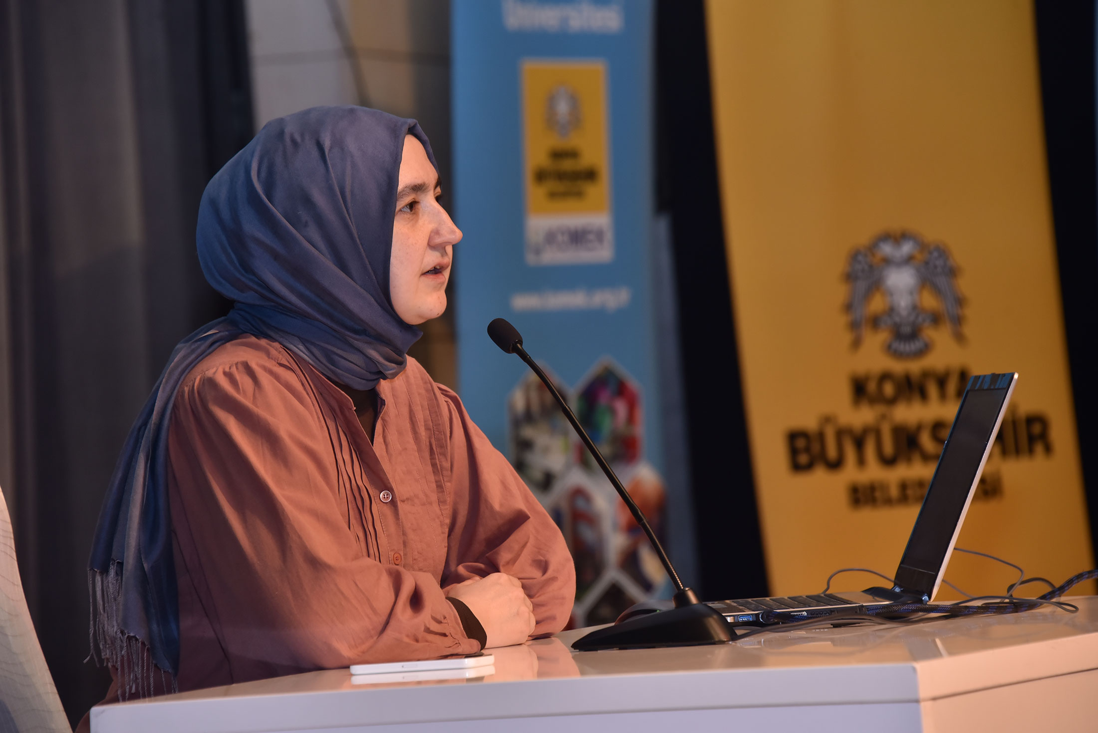 Genç KOMEK Yaz Okulu Eğitimcilerine Seminer 