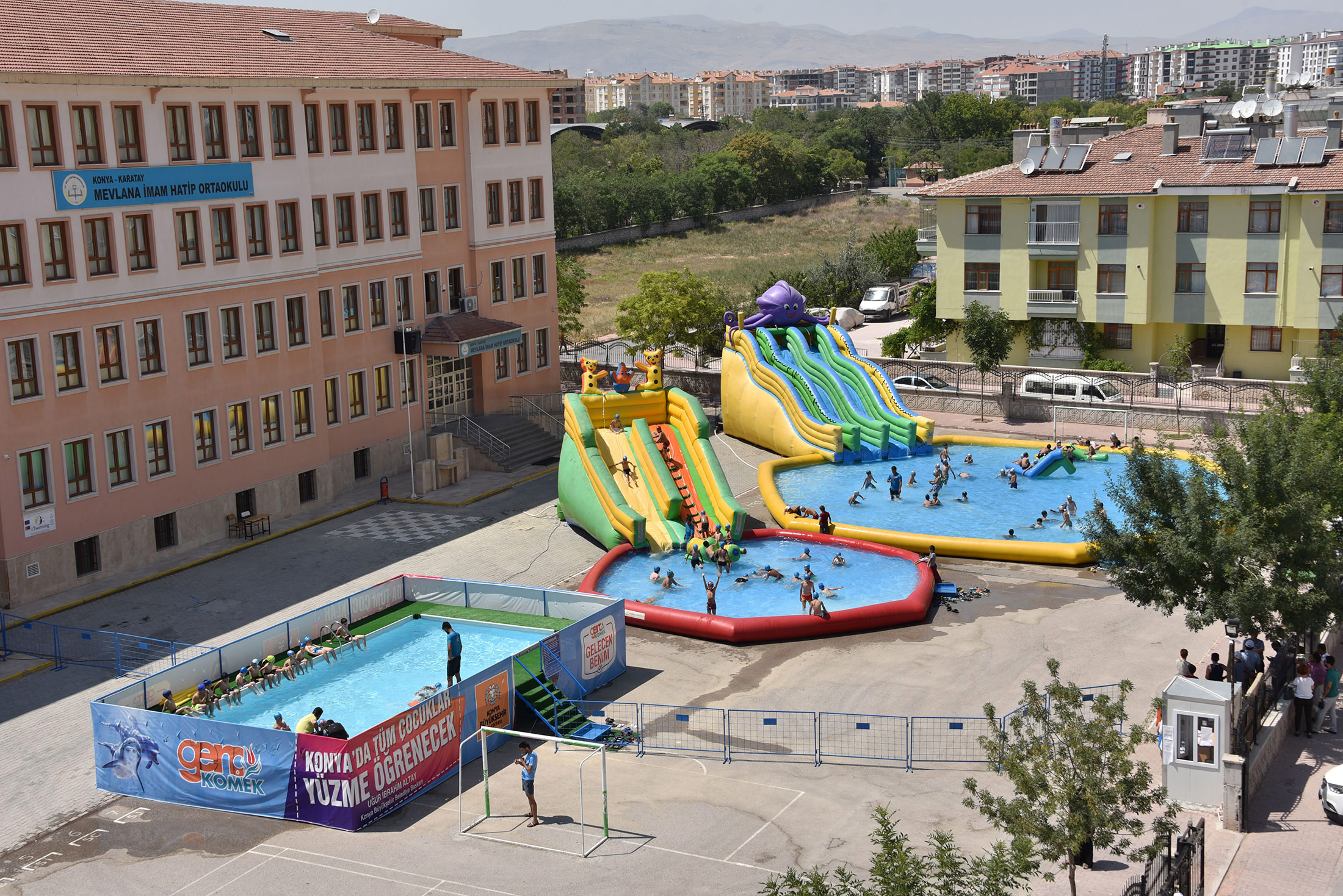Bu Yaz 52 Bin Çocuk Hem Yüzme Öğrendi Hem Eğlendi