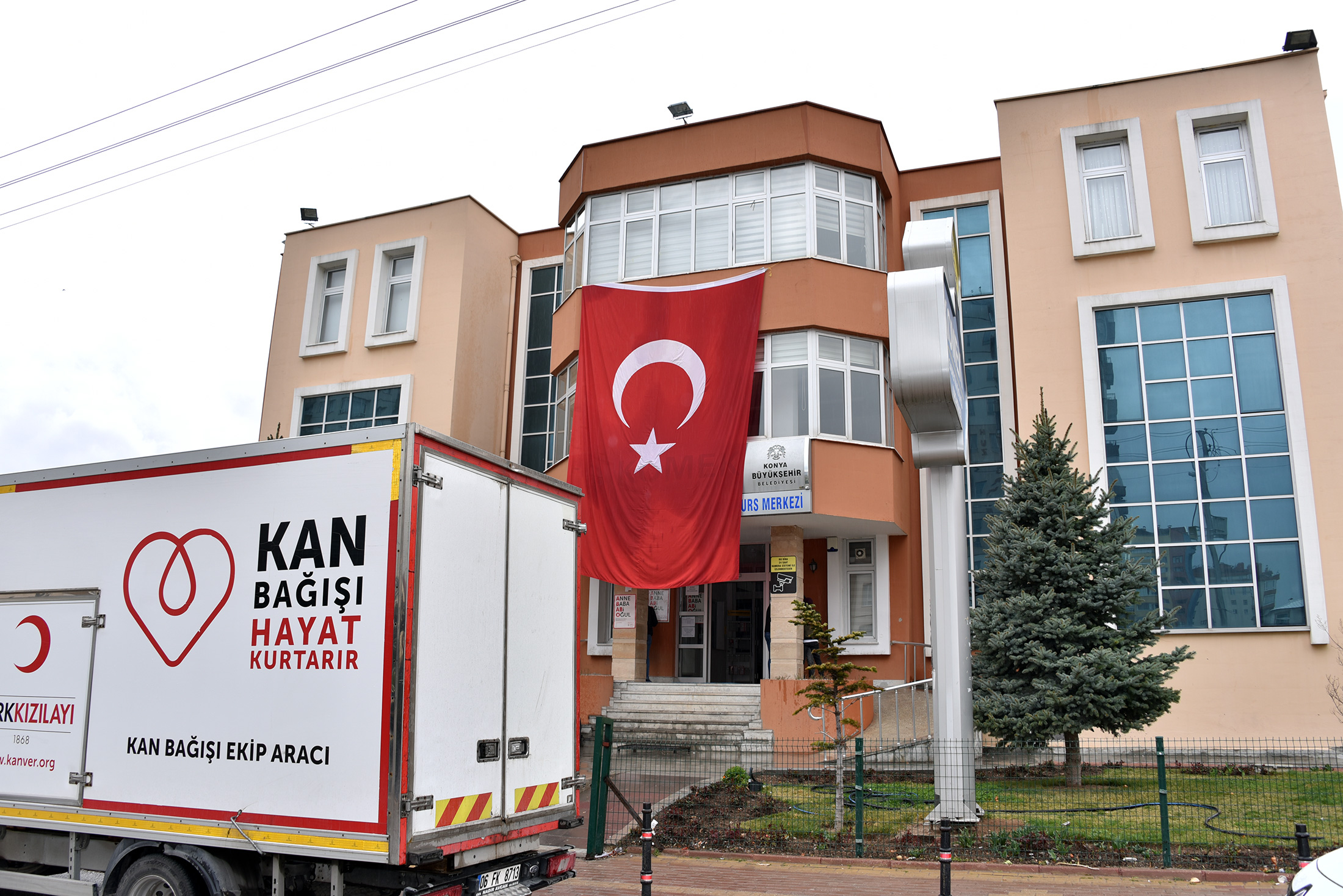 KOMEK Kursiyerlerinden Kan Bağışı 