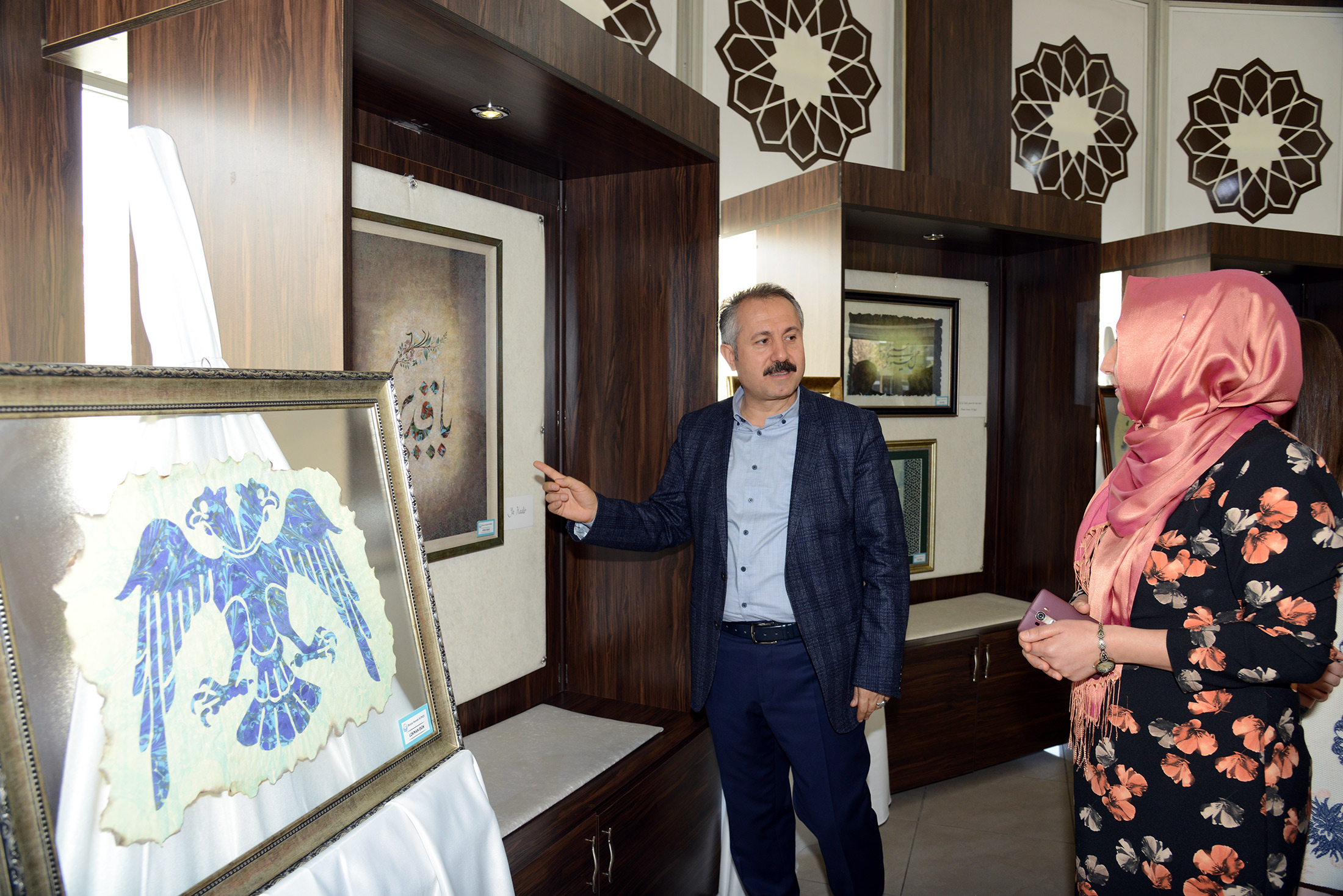 'Suyun Sırrı' Ebru Sergisi Açıldı 