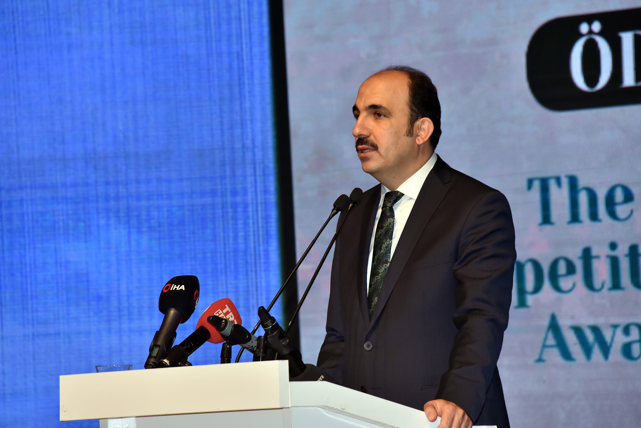 2. Uluslararası İslam Sanatları Yarışmasının Ödülleri Verildi
