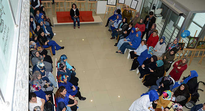 Dünya Otizm Farkındalık Günü'nde Anlamlı Program