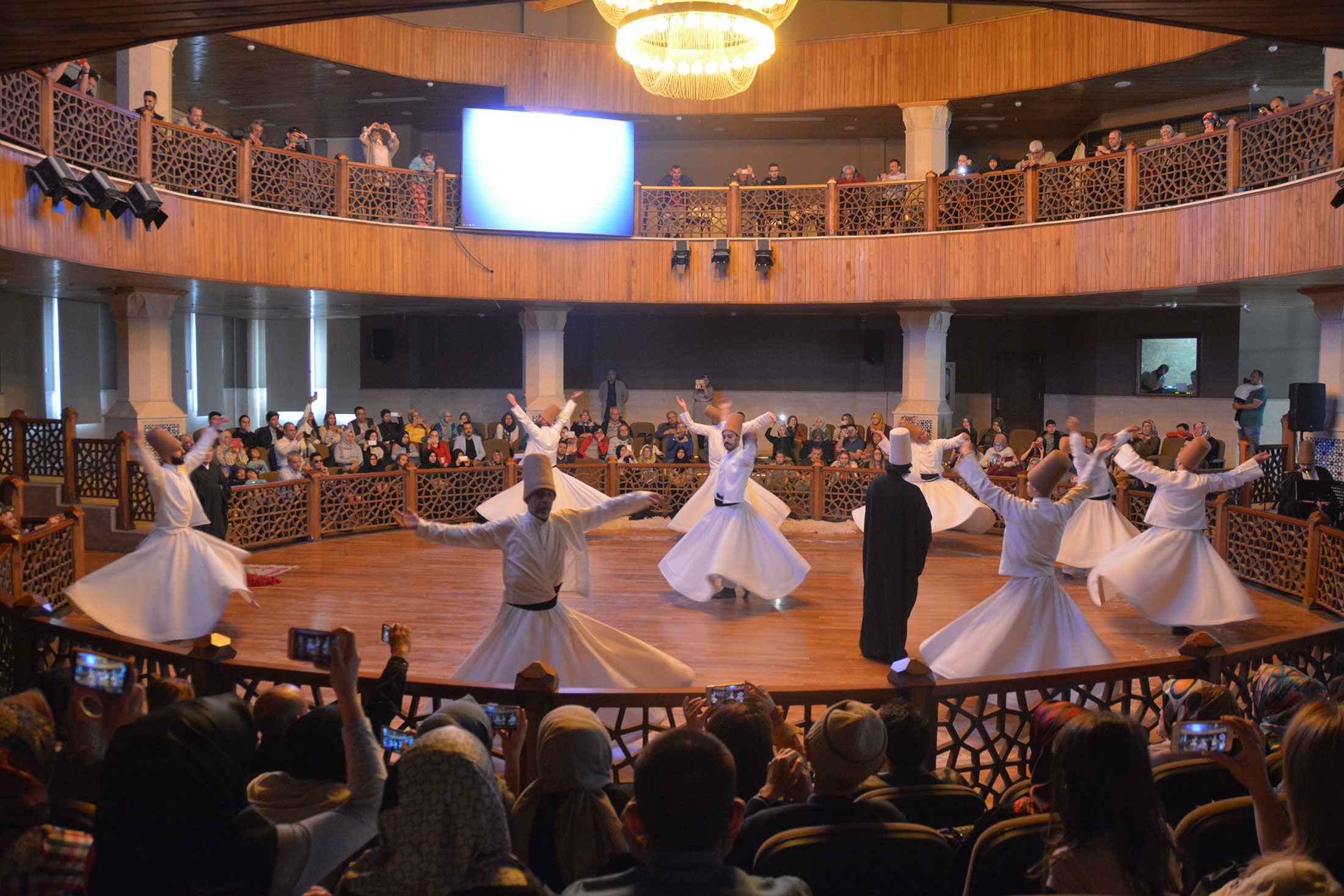 Altın Dokunuşlar \"Ramazan Gelir Hoş Gelir\" Programı ile Sona Erdi