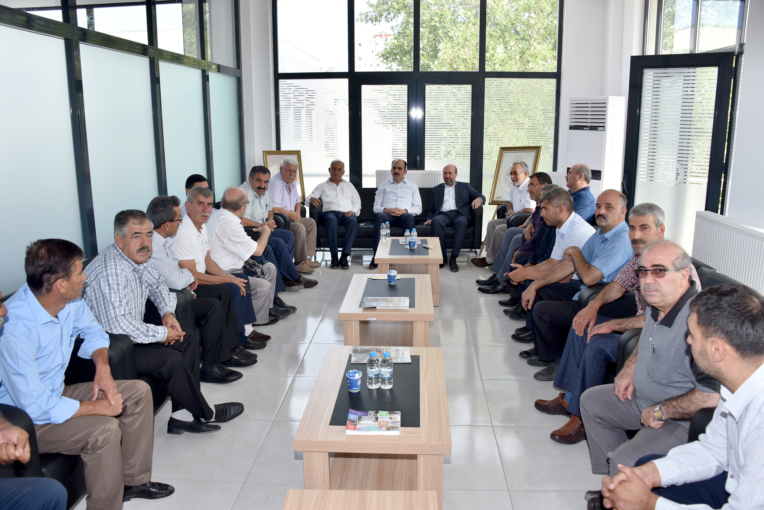  'Şehir İstişareleri Hizmet Planlamasında Yol Gösteriyor'