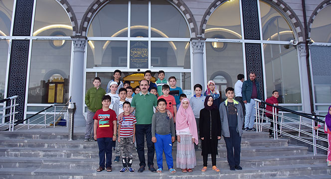 Konya'da Her Gün 61 Bin Çocuk Sabah Namazında Buluşuyor 