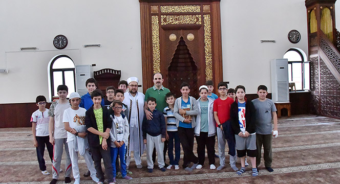 Konya'da Her Gün 61 Bin Çocuk Sabah Namazında Buluşuyor 
