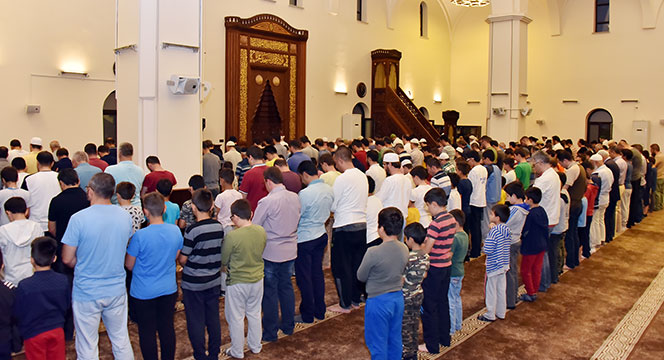Konya'da Her Gün 61 Bin Çocuk Sabah Namazında Buluşuyor 