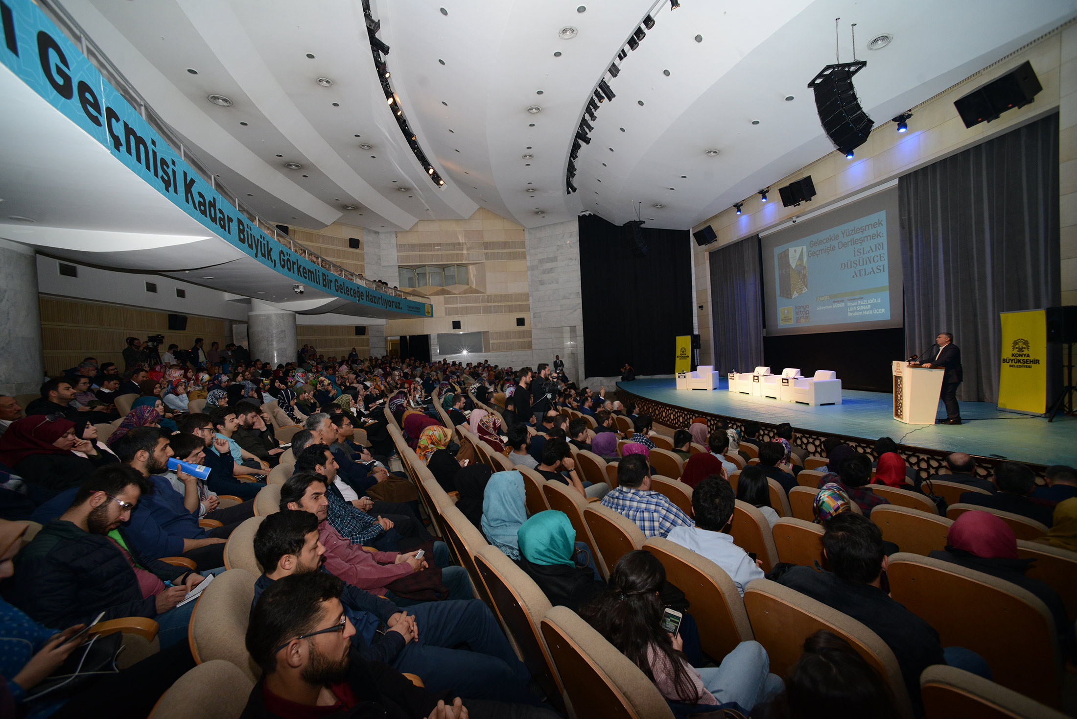 İslam Düşünce Atlası Düşünce Hayatımızda Yeni Bir Dönem Başlattı