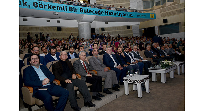 İslam Düşünce Atlası Düşünce Hayatımızda Yeni Bir Dönem Başlattı