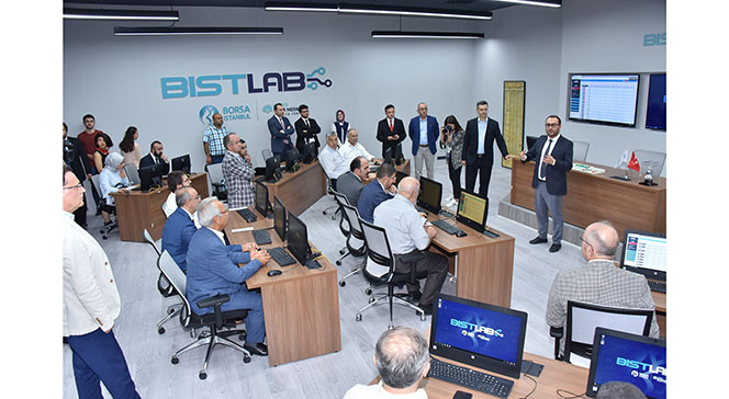Borsa Uygulama ve Finans Simülasyon Laboratuvarı Açıldı