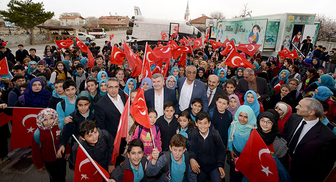 Başkan Akyürek Öğrencilere Seslendi: İstikametiniz Hep Doğru Olsun