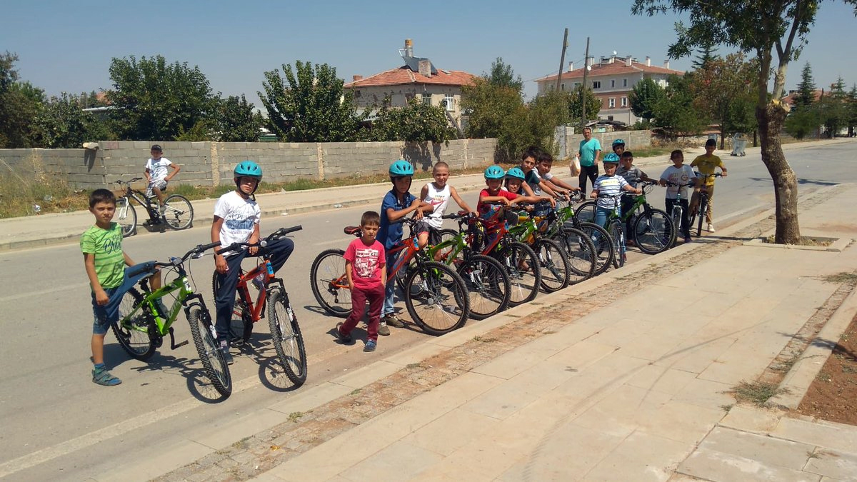 İlçelerde Bisiklet Dağıtımı Başladı