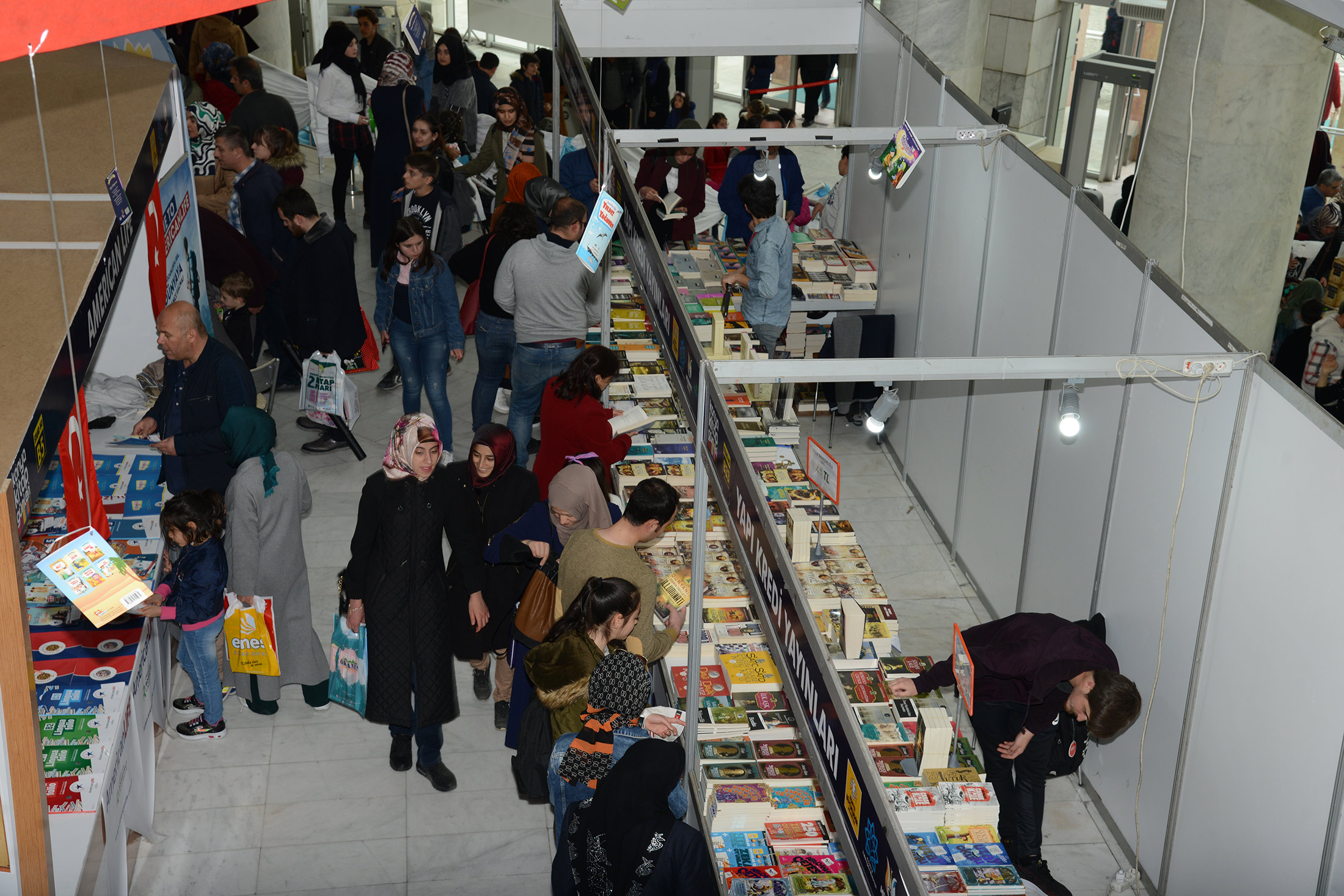 Konya Kitap Günleri'ne 1 Haftada 100 Bin Ziyaretçi 