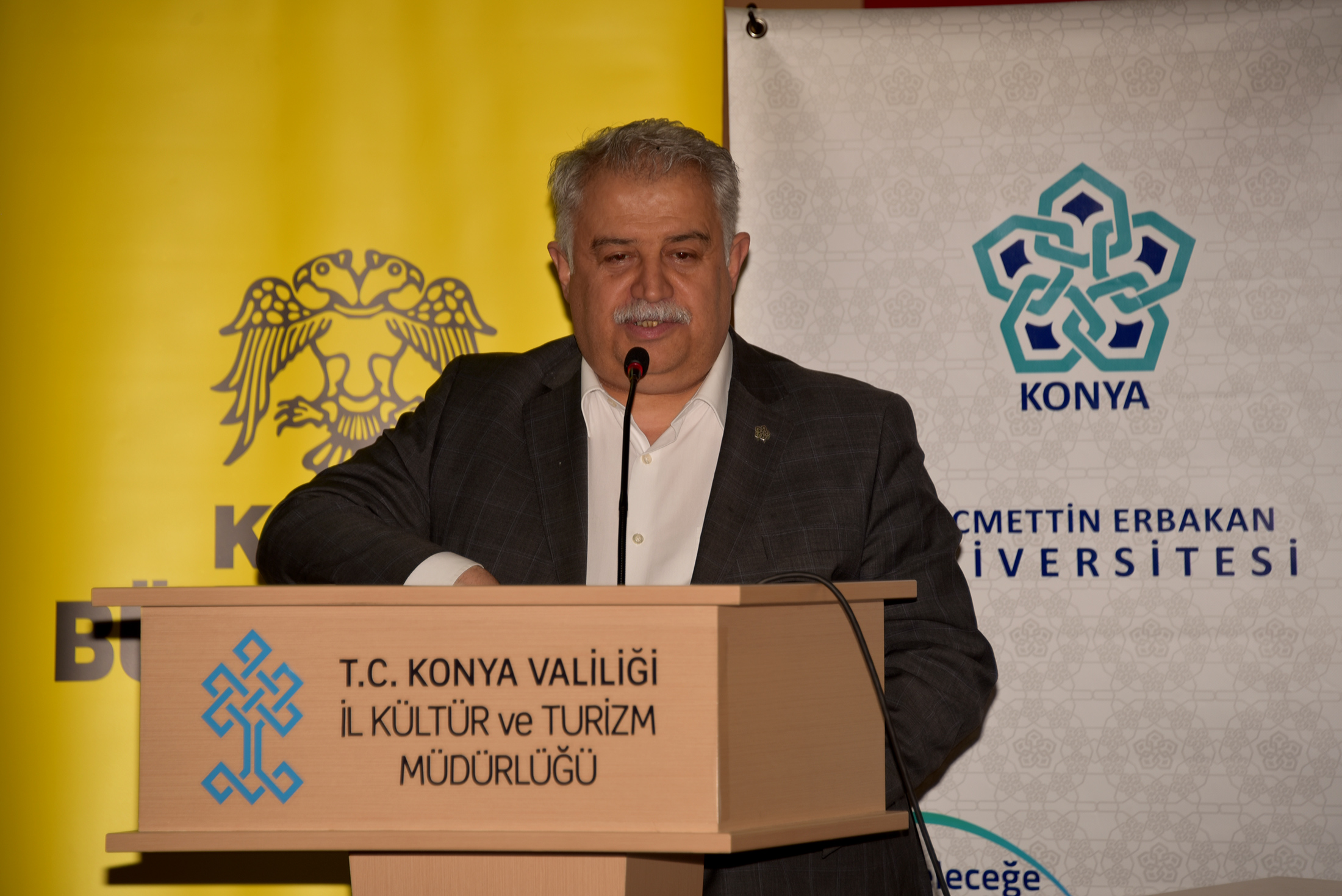 Ünlü Türk Mutasavvıf ve Şair Ahmet Yesevi Anlatıldı