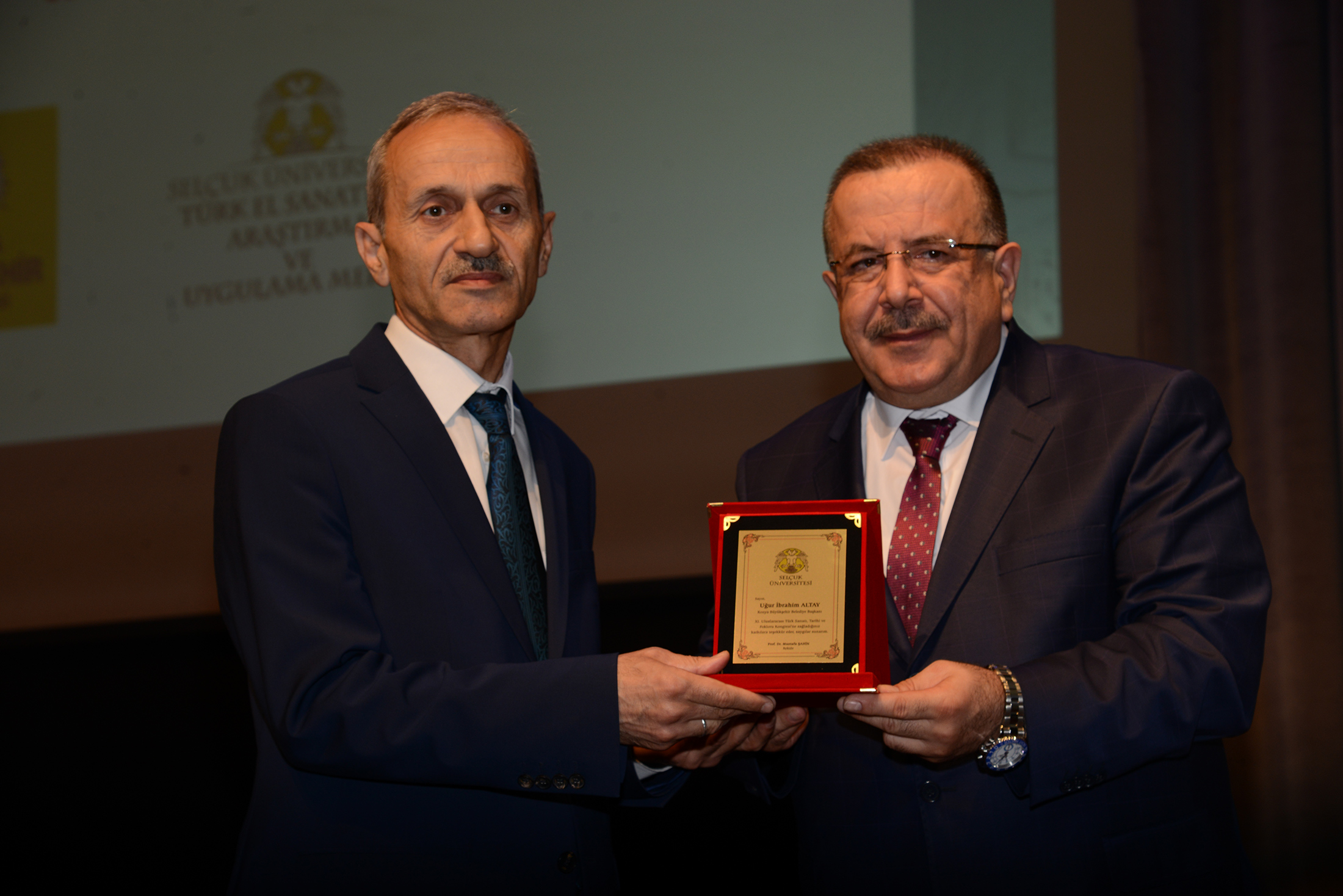 Uluslararası Türk Sanatı, Tarihi ve Folkloru Kongresi Başladı