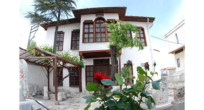 Koyunoğlu Müze ve Kütüphanesi'ne Tarihi Kentler Birliği'nden Ödül