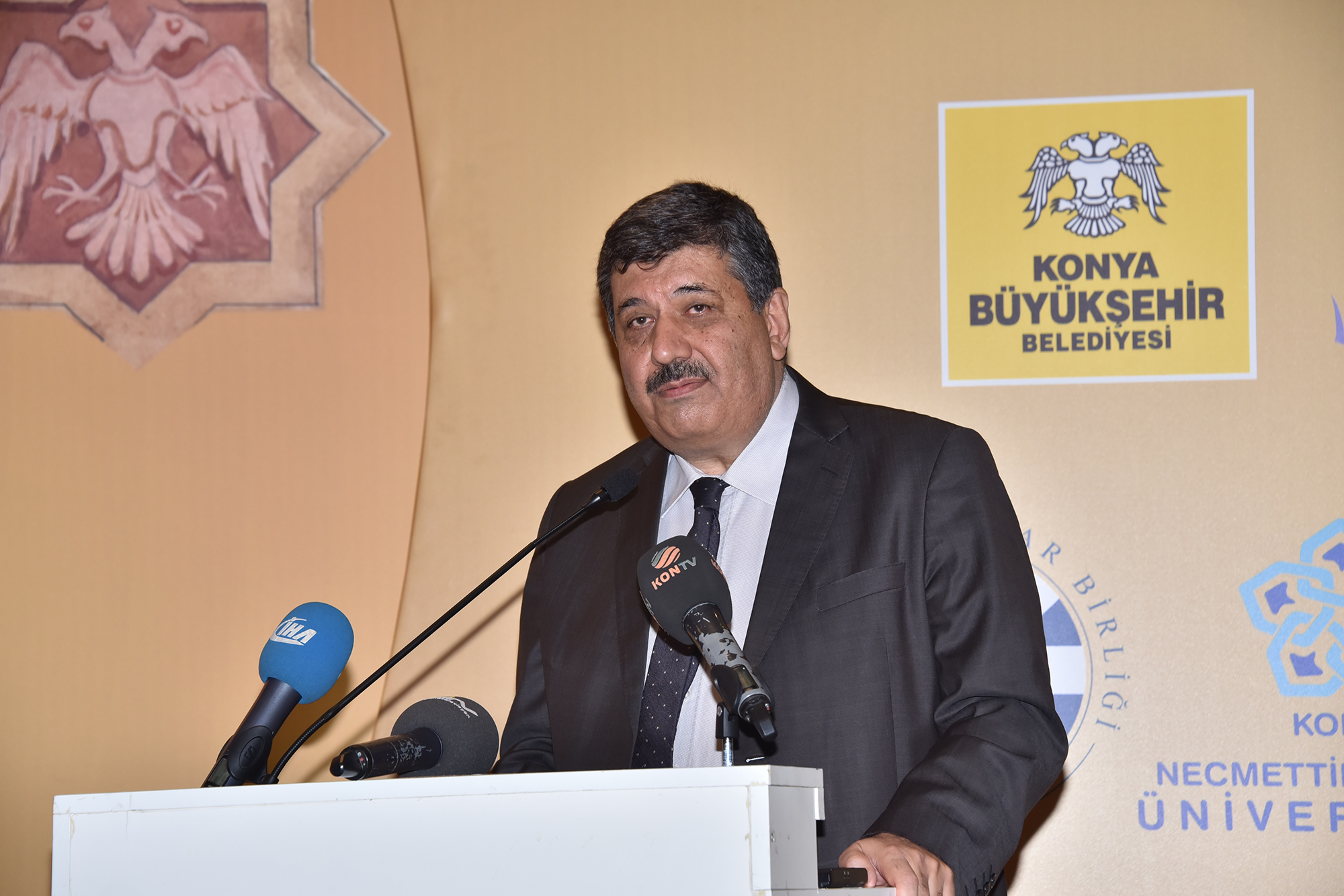 Doğumunun 1000. Yılında Nizamülmülk İlmi Toplantısı Yapıldı 