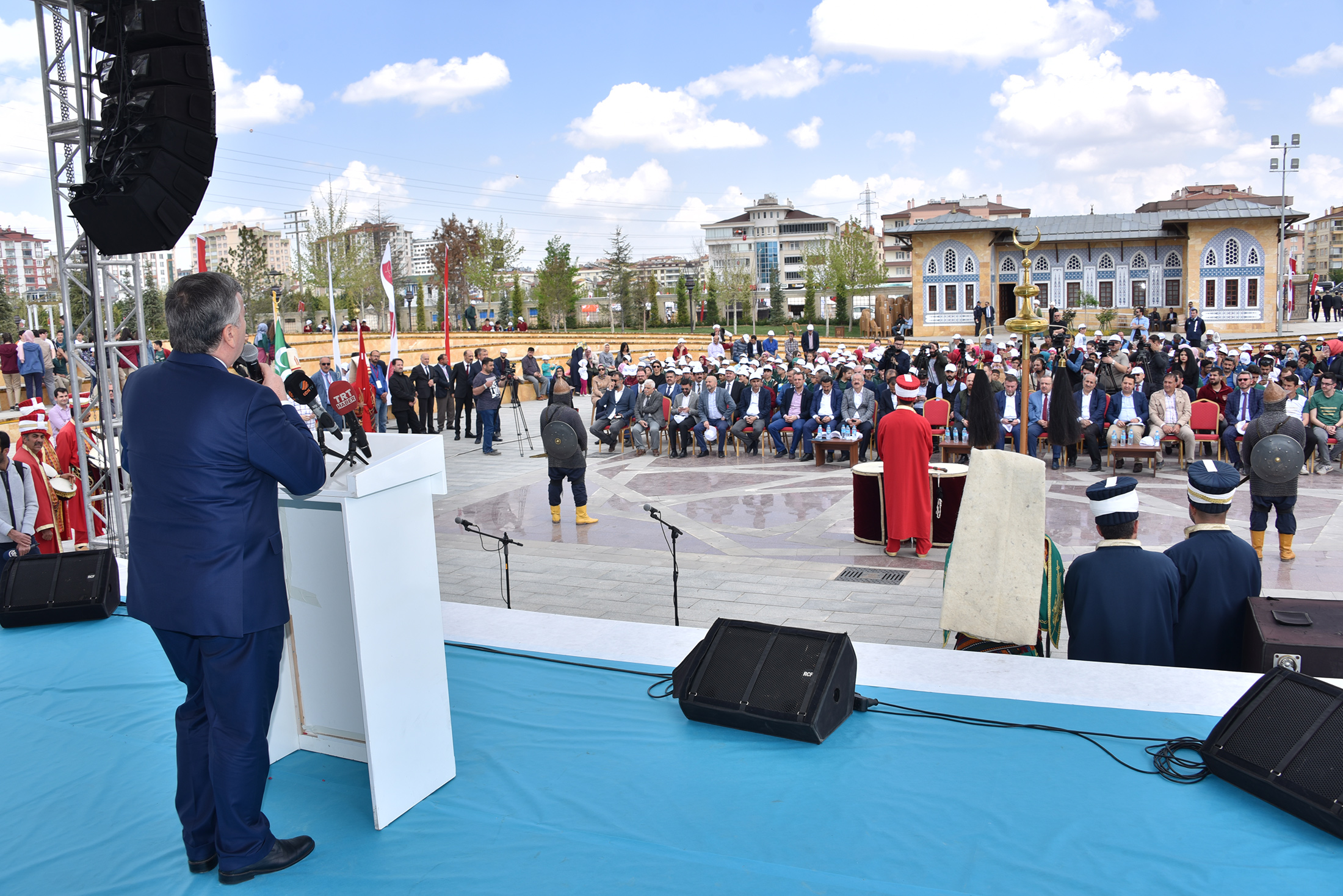 Okçular Kalehan Ecdat Bahçesi'nde Hünerlerini Sergiliyor 