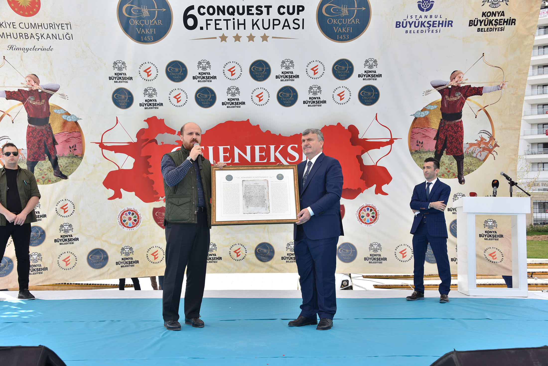 Okçular Kalehan Ecdat Bahçesi'nde Hünerlerini Sergiliyor 