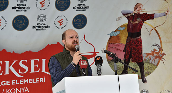 Okçular Kalehan Ecdat Bahçesi'nde Hünerlerini Sergiliyor 
