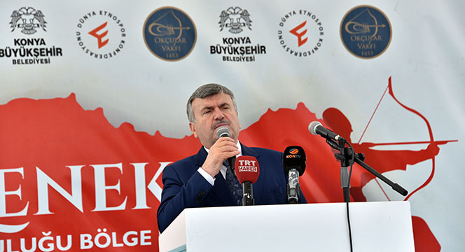 Okçular Kalehan Ecdat Bahçesi'nde Hünerlerini Sergiliyor 
