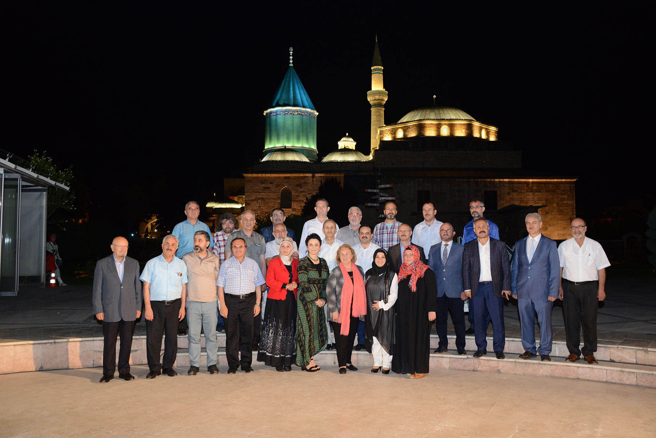 Konya, 8. Mevlana Şiir Şöleni'nde Şiire Doydu