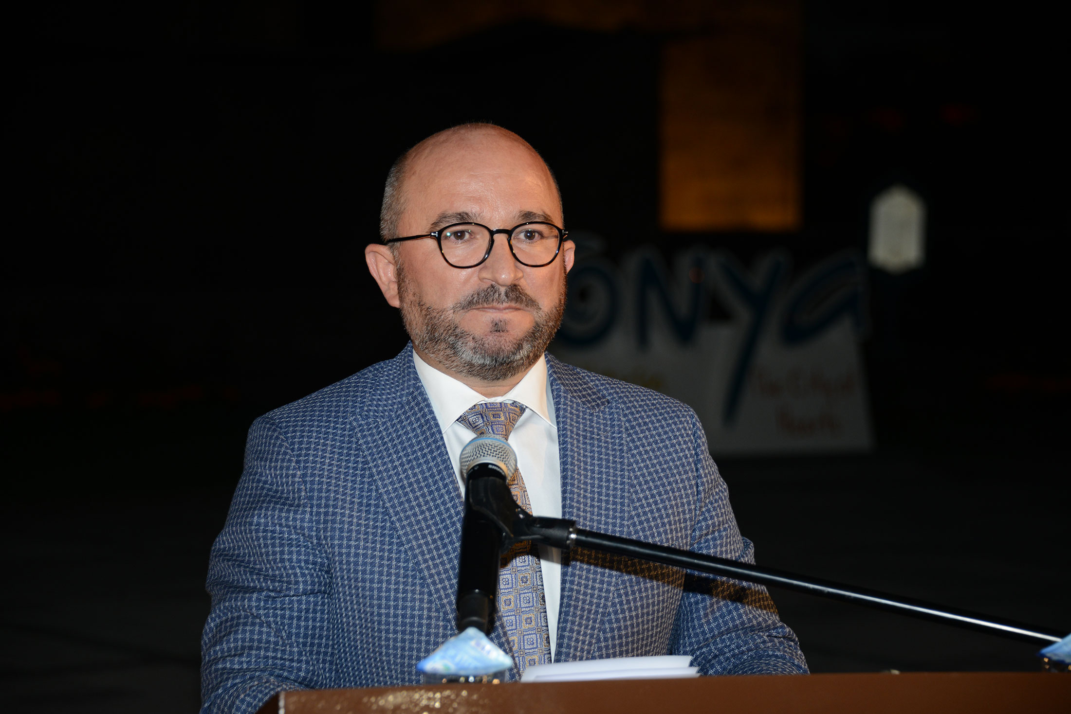 Konya, 8. Mevlana Şiir Şöleni'nde Şiire Doydu