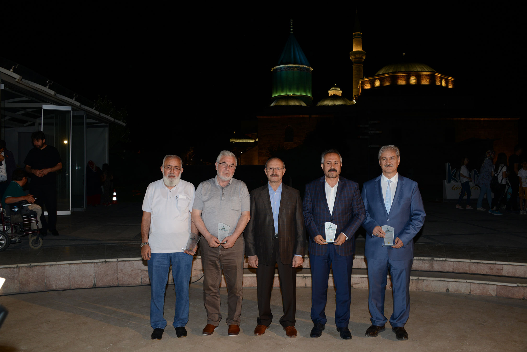 Konya, 8. Mevlana Şiir Şöleni'nde Şiire Doydu