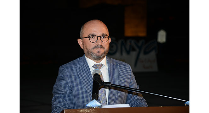 Konya, 8. Mevlana Şiir Şöleni'nde Şiire Doydu