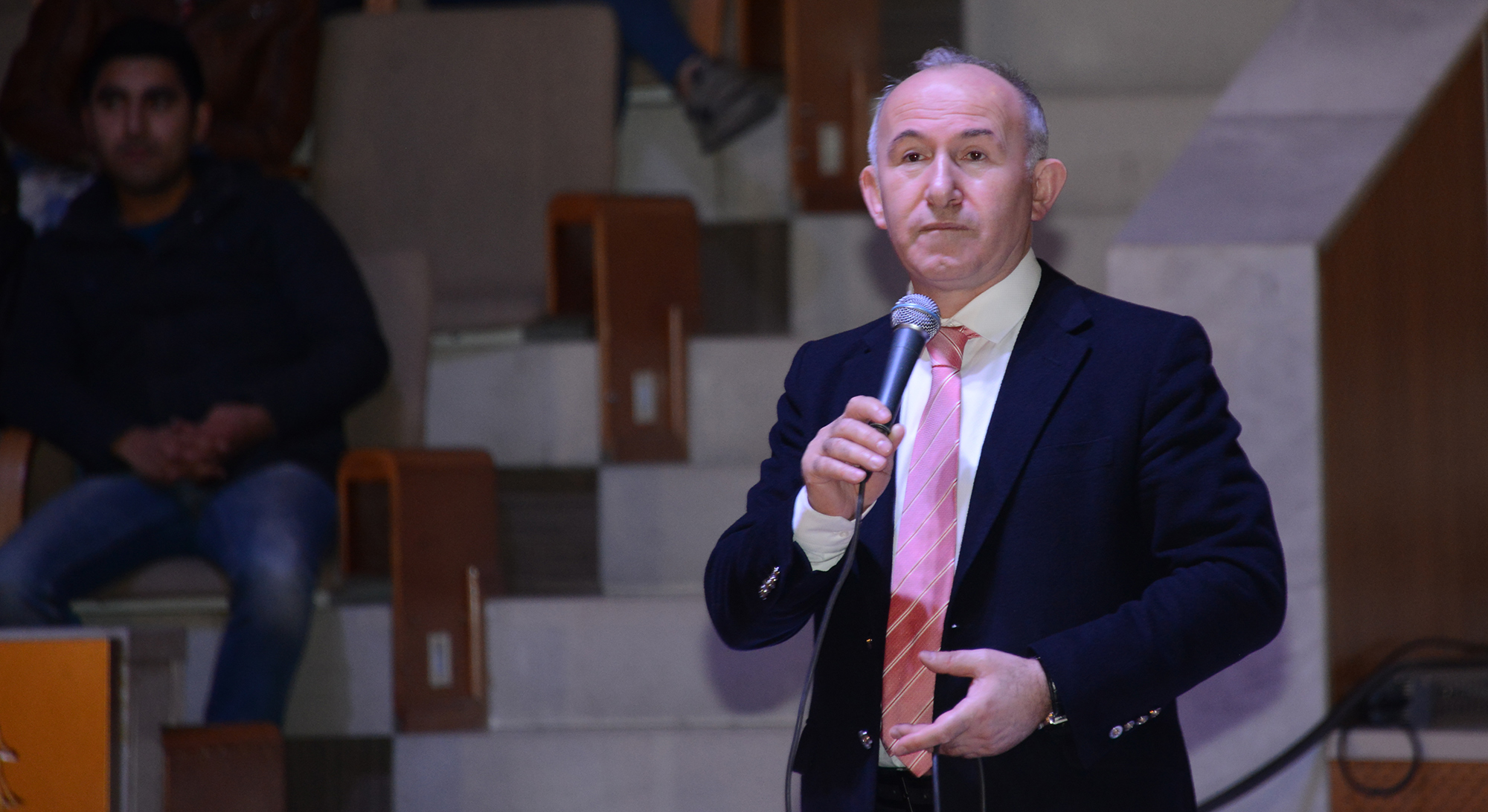 Prof. Şimşirgil: Afrin'e Girmeseydik Bu Ülke de Elden Gidecekti