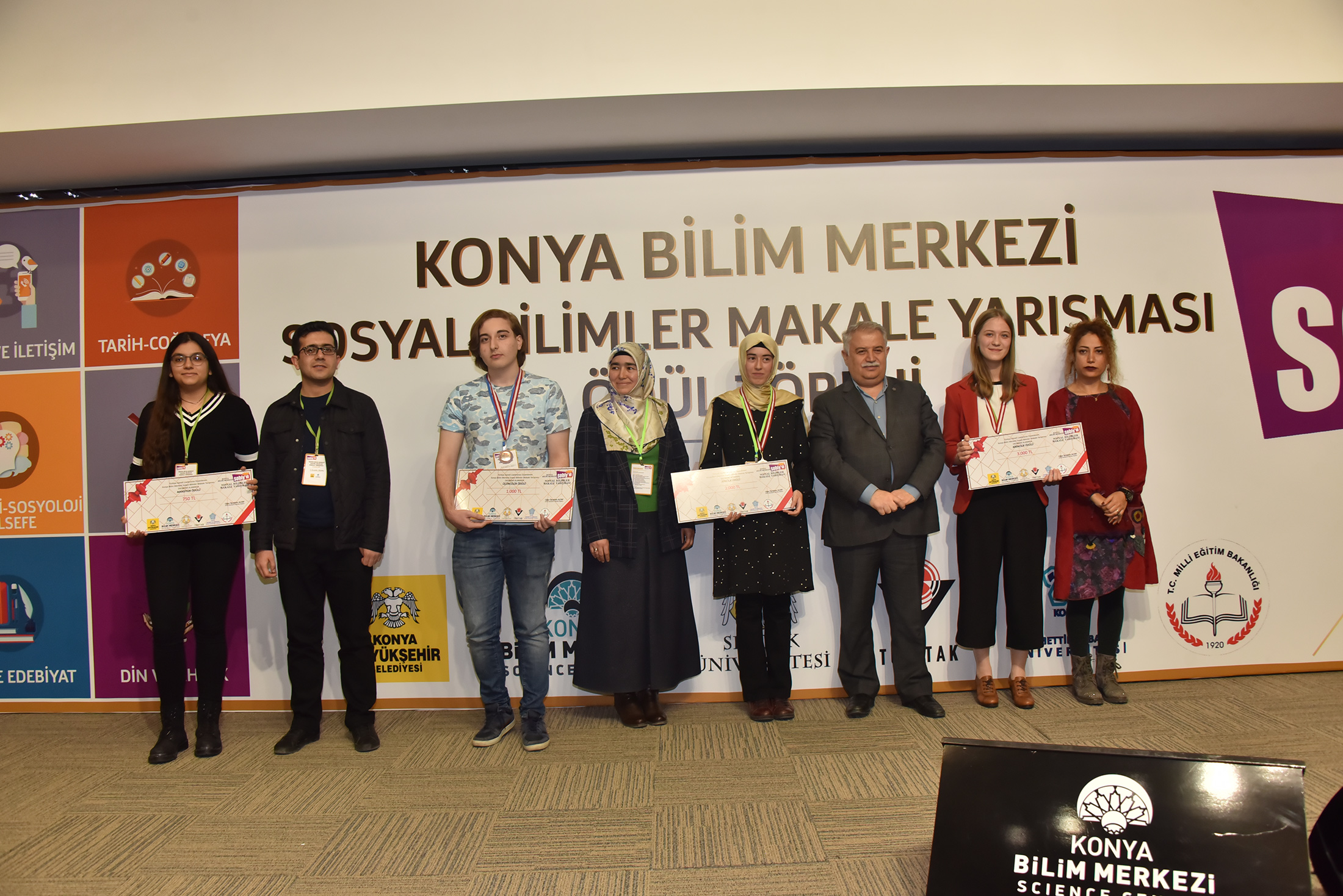 Geleceğin Beyinleri Ödüllendirildi