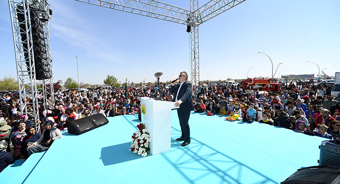 Türk Yıldızları ve Solo Türk'ten Muhteşem Gösteri