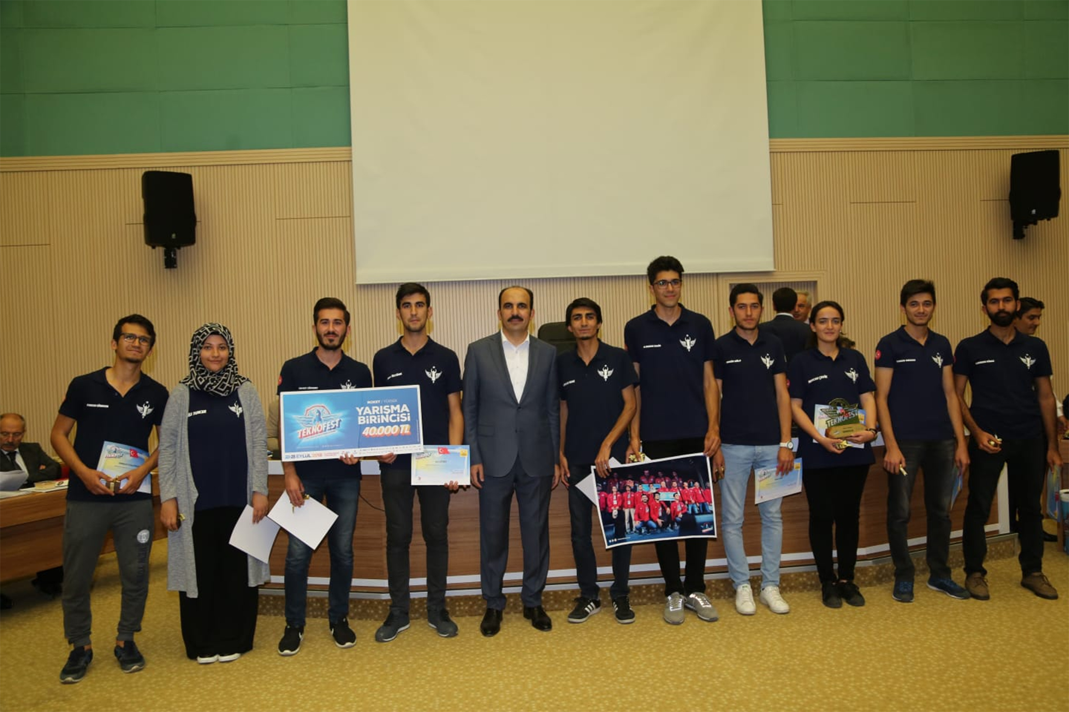 TEKNOFEST'te Derece Alan Konya Teknik Üniversitesi Öğrencilerine Ödül