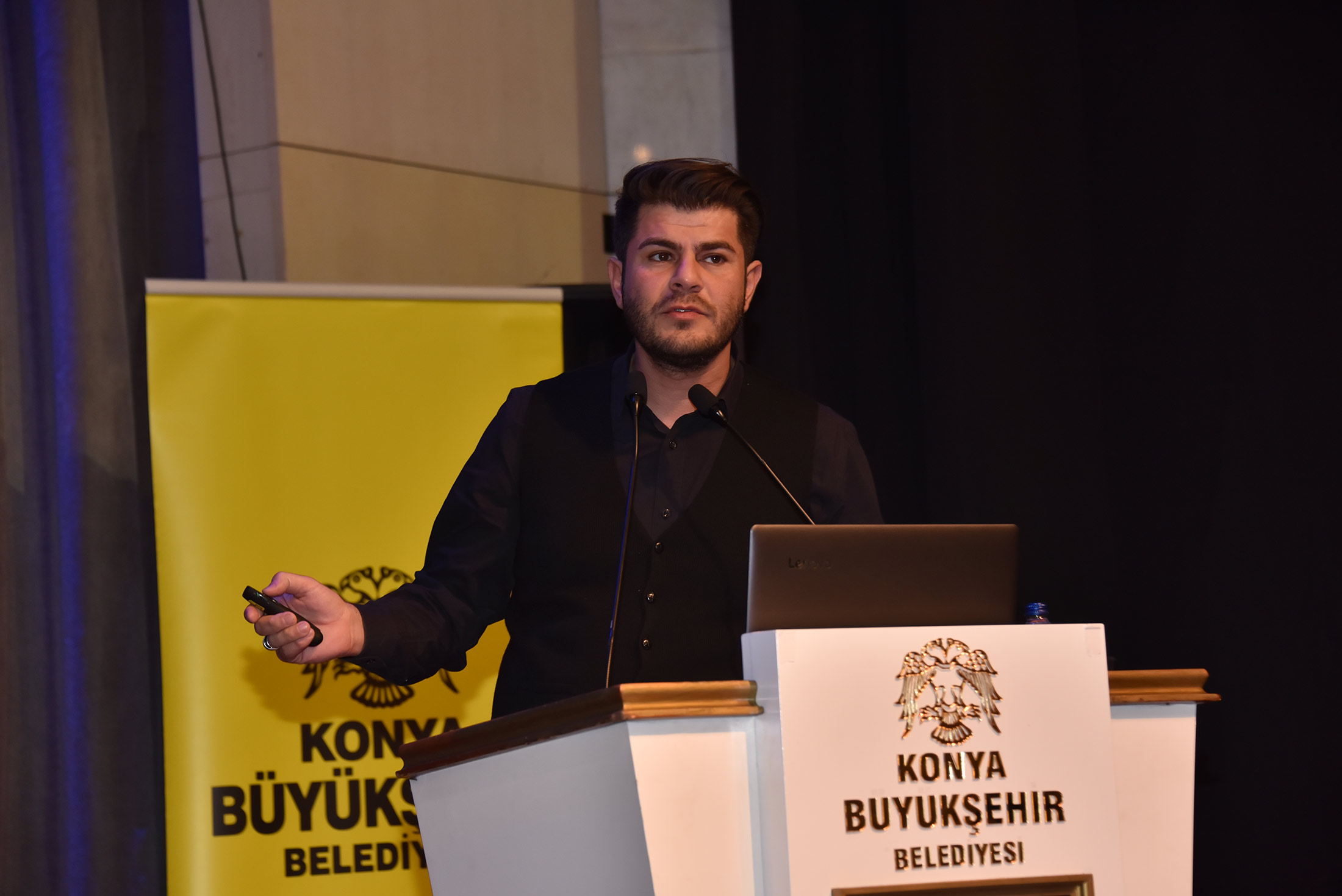 Şehir Konferansları'nda 'Sosyal Medya ve Türkiye' Ele Alındı