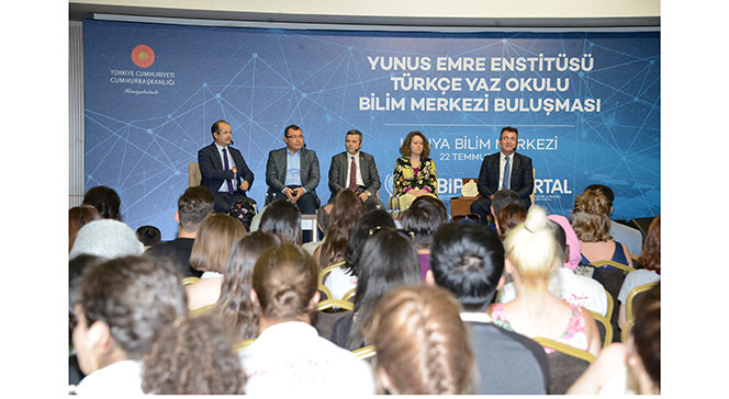 35 Ülkeden Gelen Öğrenciler Bilim Merkezi'nde Buluştu
