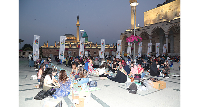Konyalı Gençler Mazlum Milletleri Unutmadı