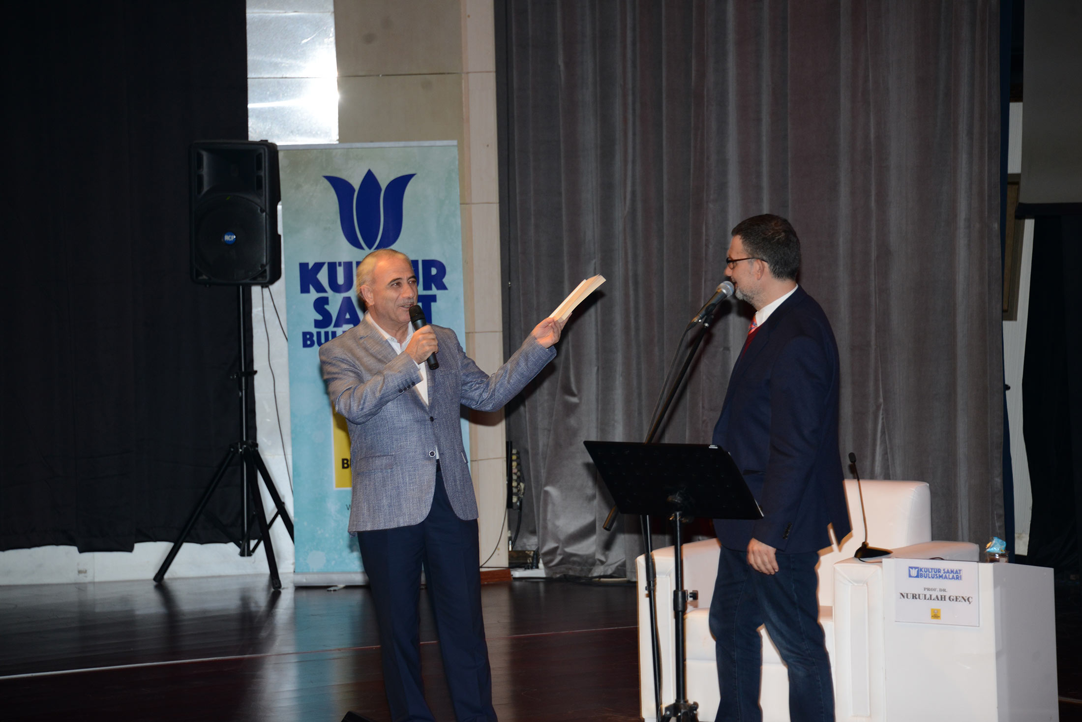 Konyalılara Şiir Ziyafeti