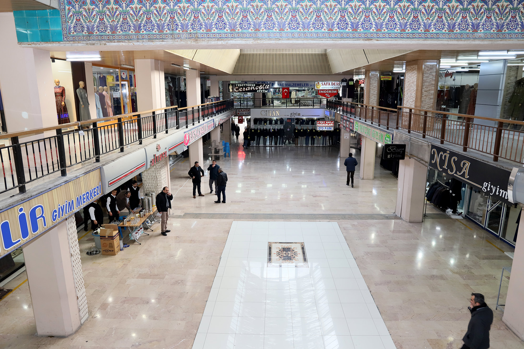Başkan Altay Mevlana Çarşısı Esnaflarıyla Buluştu