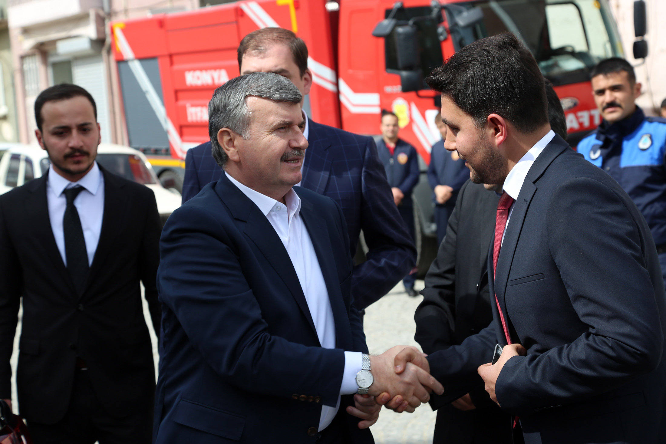 Büyükşehir'den Akşehir'e Yatırım Yağmuru