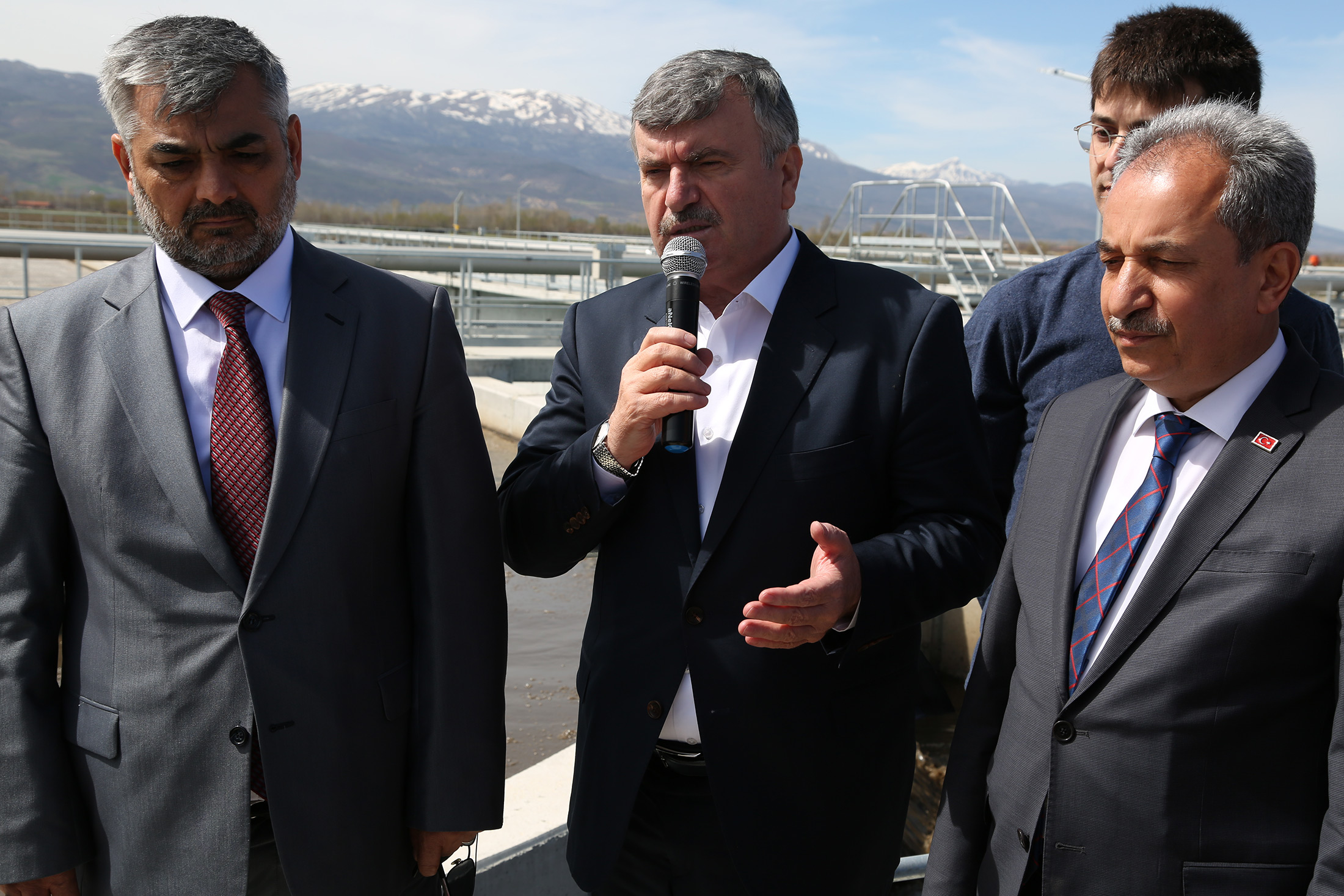 Büyükşehir'den Akşehir'e Yatırım Yağmuru