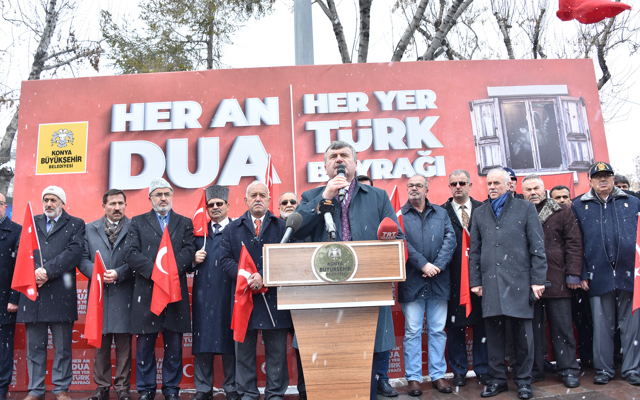Büyükşehir'den 'Her An Dua Her Yer Türk Bayrağı' Kampanyası
