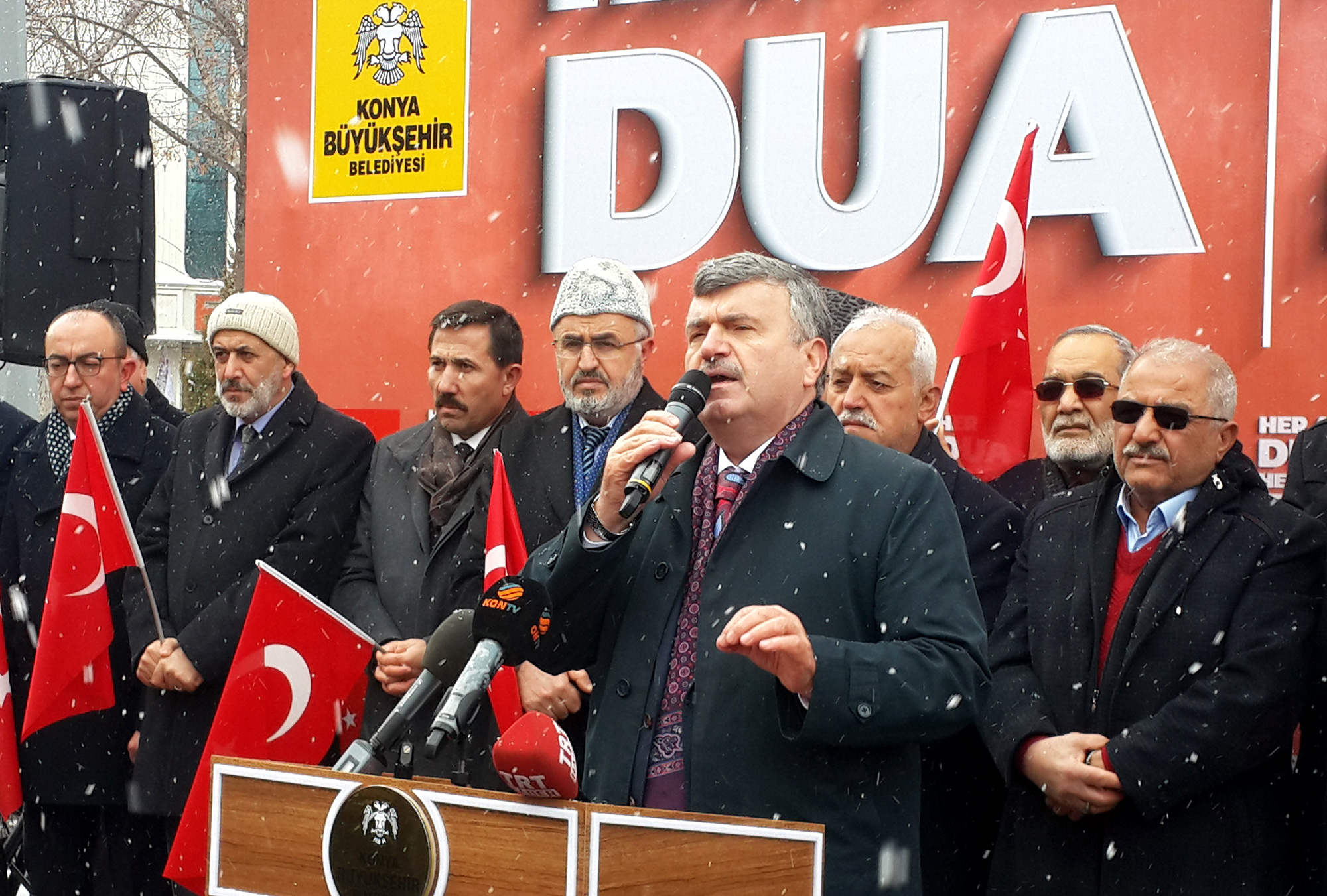 Büyükşehir'den 'Her An Dua Her Yer Türk Bayrağı' Kampanyası
