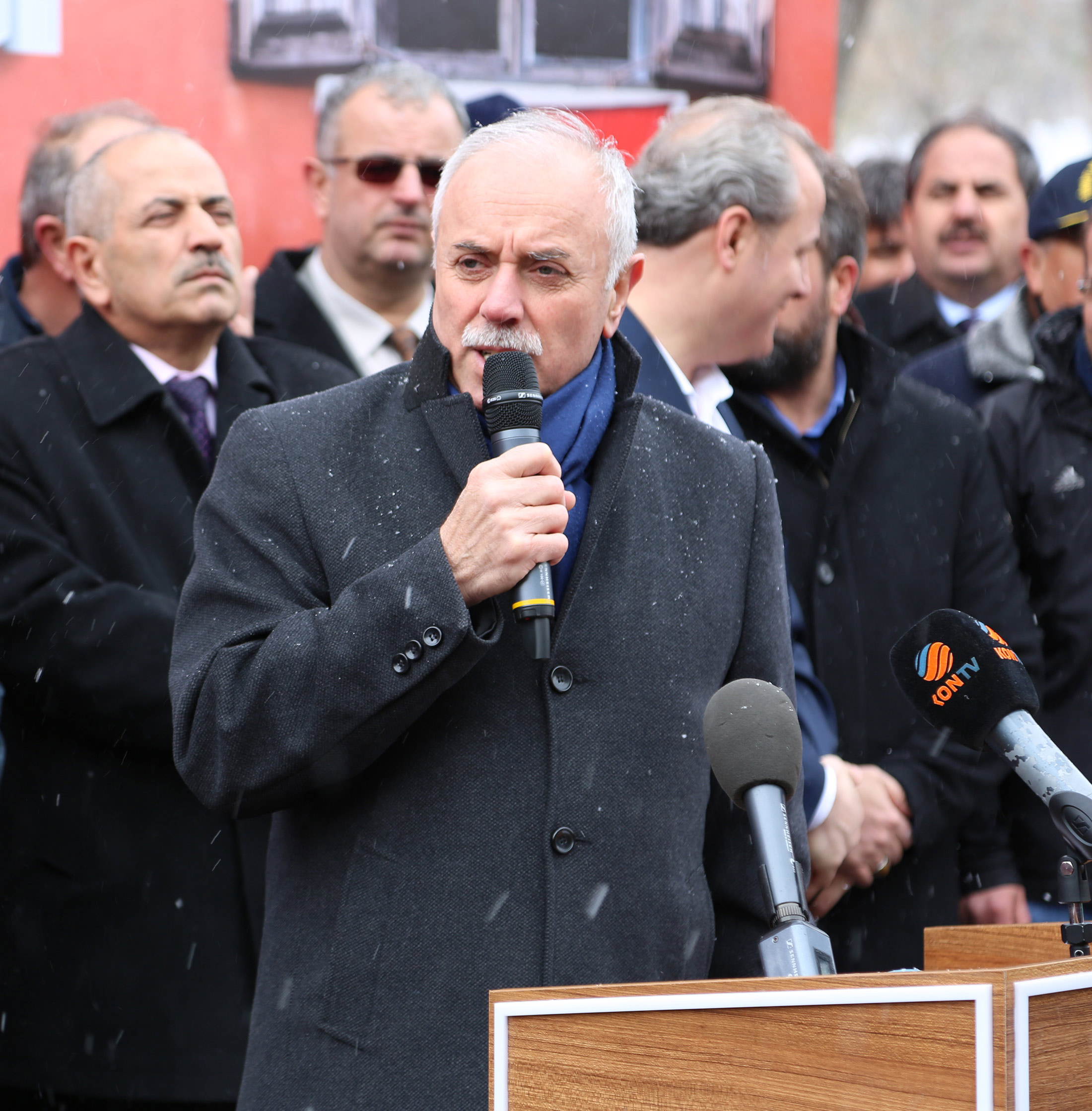 Büyükşehir'den 'Her An Dua Her Yer Türk Bayrağı' Kampanyası