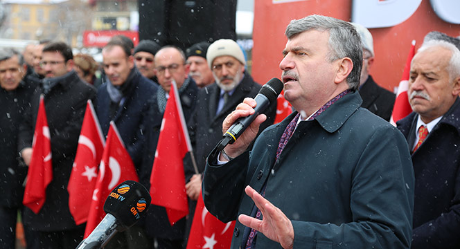 Büyükşehir'den 'Her An Dua Her Yer Türk Bayrağı' Kampanyası