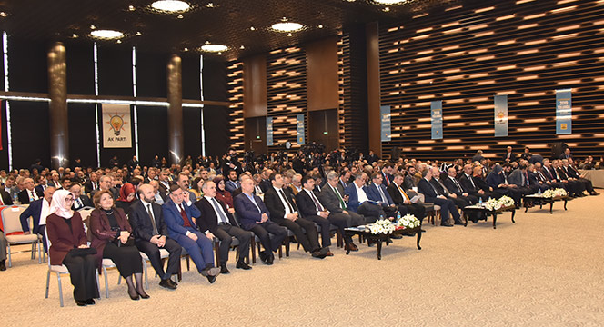 AK Parti Yerel Yönetimler İç Anadolu Bölge Toplantısı Konya'da 'Millete Hizmet Sevdamız Bizi Her Zaman Diri Tutuyor'