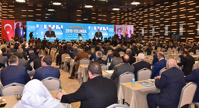 AK Parti Yerel Yönetimler İç Anadolu Bölge Toplantısı Konya'da 'Millete Hizmet Sevdamız Bizi Her Zaman Diri Tutuyor'